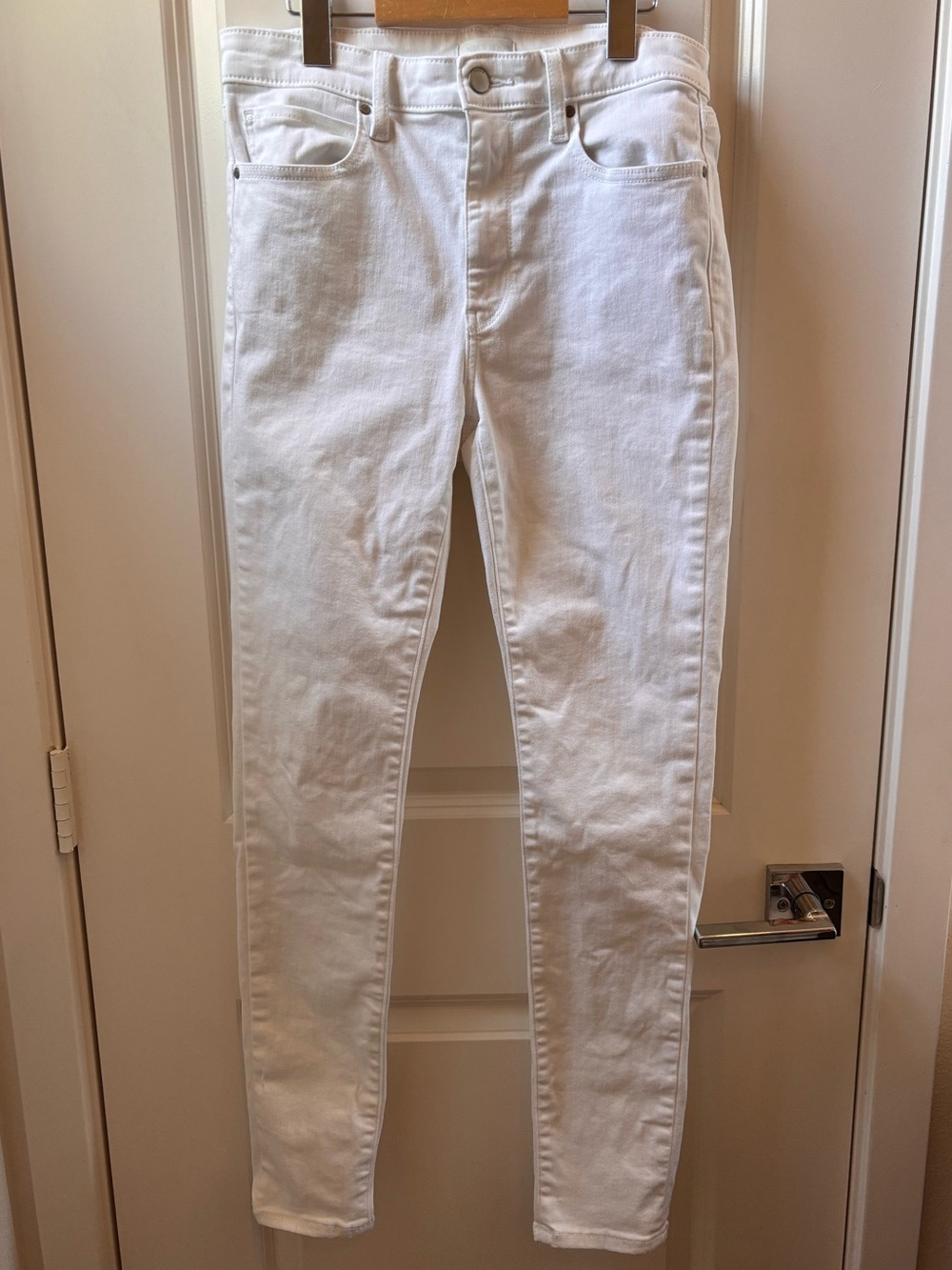 Uniqlo Womens White Ultra Stretch Skinny Jeans